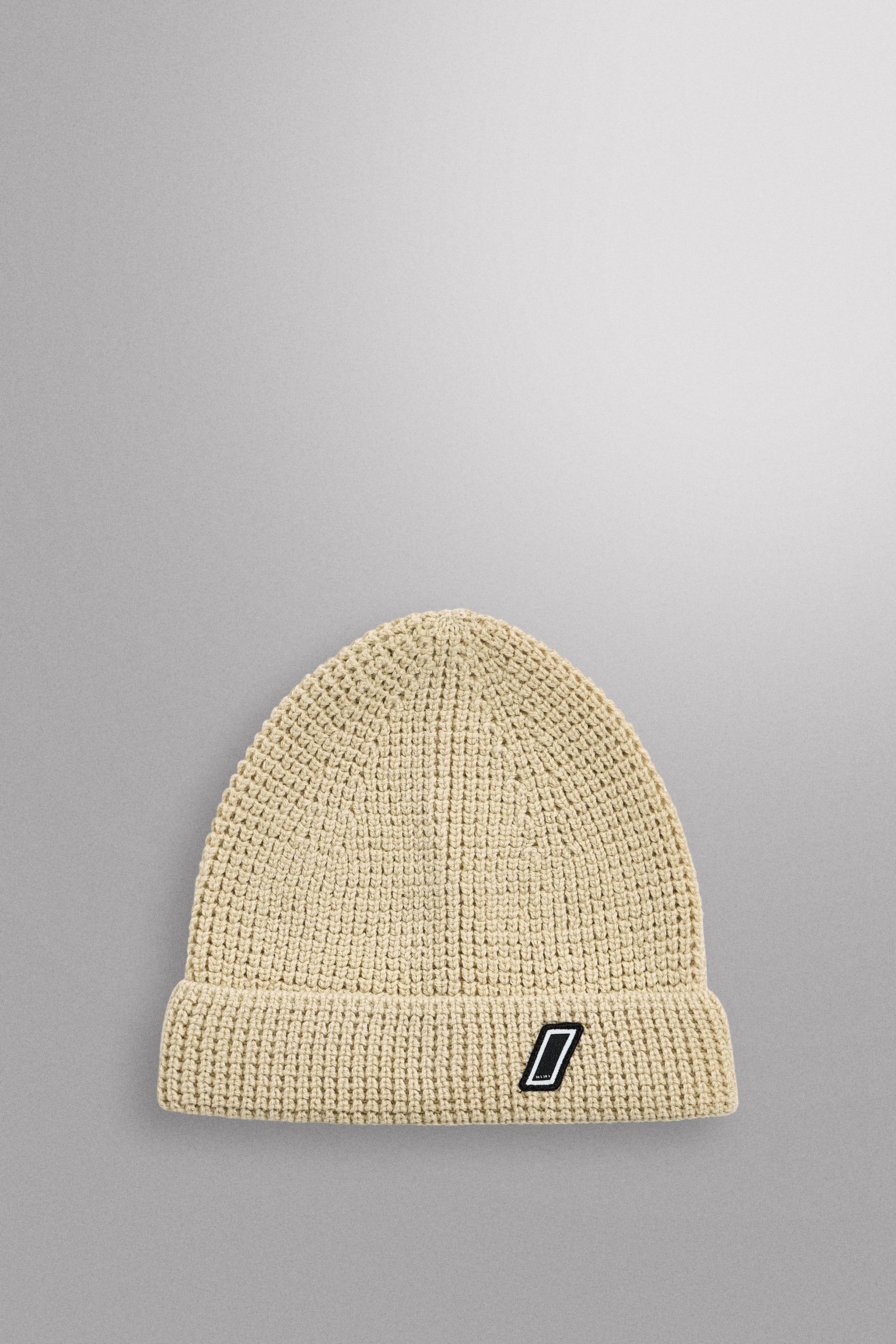 BONNET EN MAILLE TEXTURÉE WAFFLE